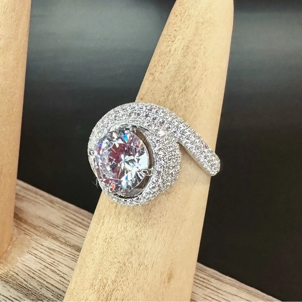 NEW White Cubic Zirconia Rhodium-Plated 925 Sterling Silver Spiral Wrap Ring
